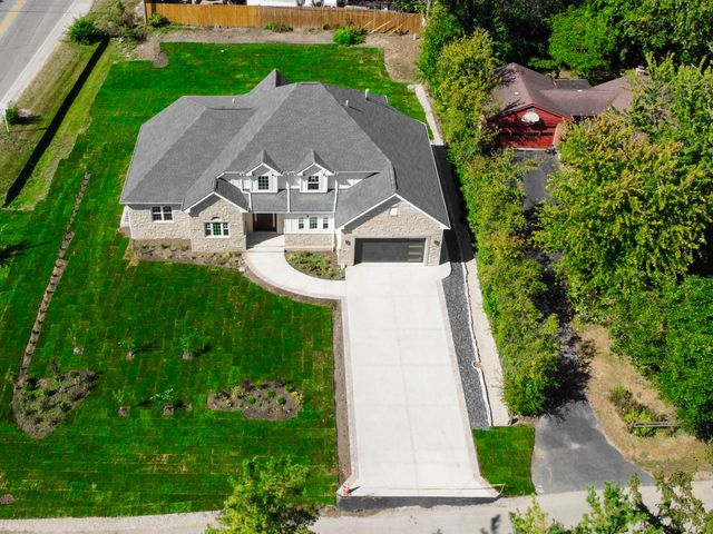 602 Glenshire Road, Glenview, IL 60025