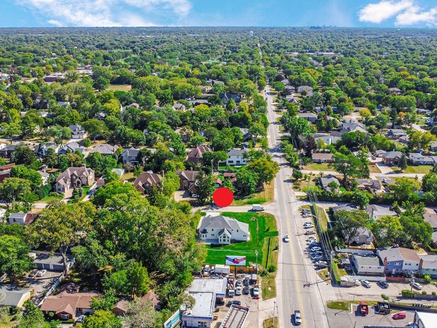 602 Glenshire Road, Glenview, IL 60025