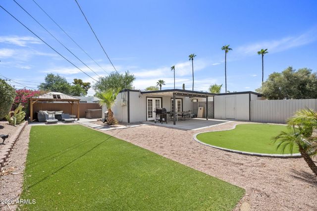 7914 E LATHAM Street, Scottsdale, AZ 85257