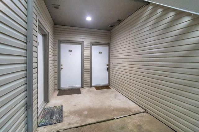 9707 Richmond Avenue 31, Houston, TX 77042