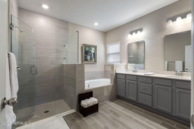 2747 CROSSFIELD Drive, Green Cove Springs, FL 32043