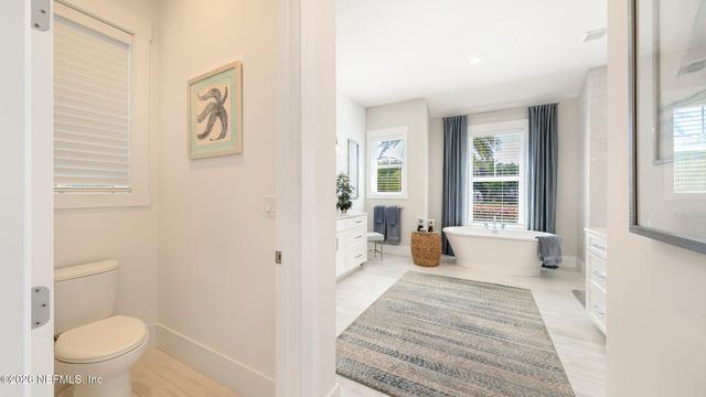 113 MILLS Lane, Jacksonville Beach, FL 32250