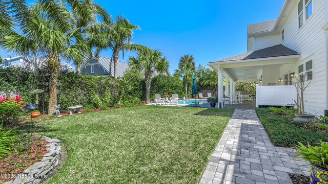 113 MILLS Lane, Jacksonville Beach, FL 32250