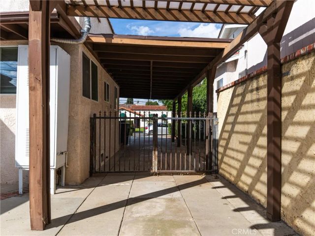 3460 Elmwood Court, Riverside, CA 92506