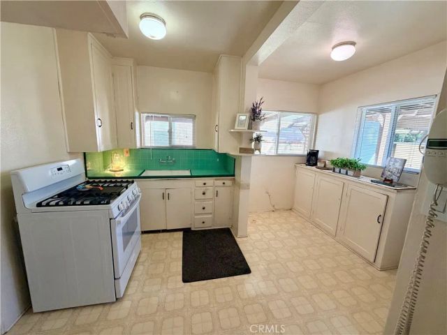 3460 Elmwood Court, Riverside, CA 92506