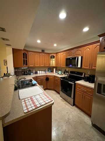 9752 NW 47th Ter 177, Doral, FL 33178