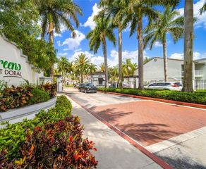 9752 NW 47th Ter 177, Doral, FL 33178