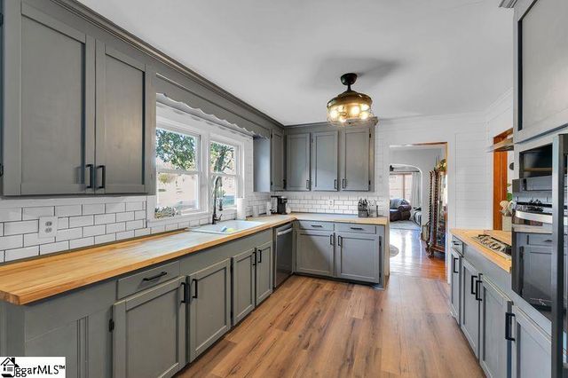 121 Anderson Avenue, Pacolet, SC 29372