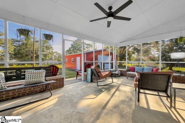 121 Anderson Avenue, Pacolet, SC 29372