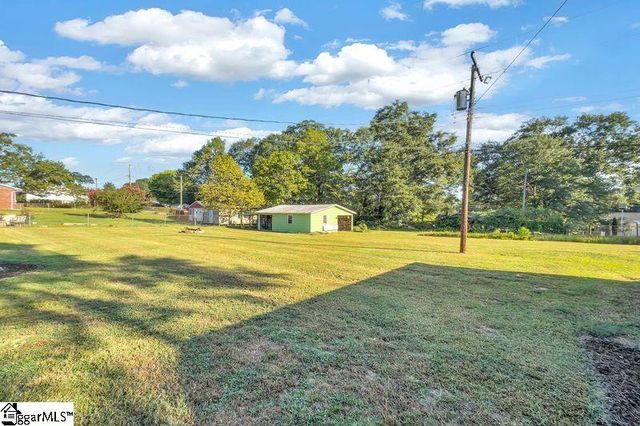 121 Anderson Avenue, Pacolet, SC 29372