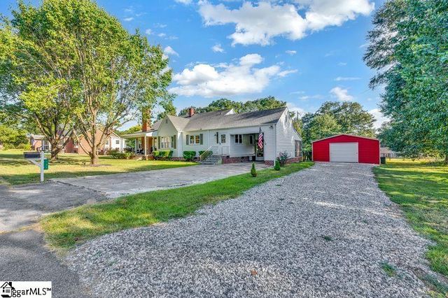 121 Anderson Avenue, Pacolet, SC 29372