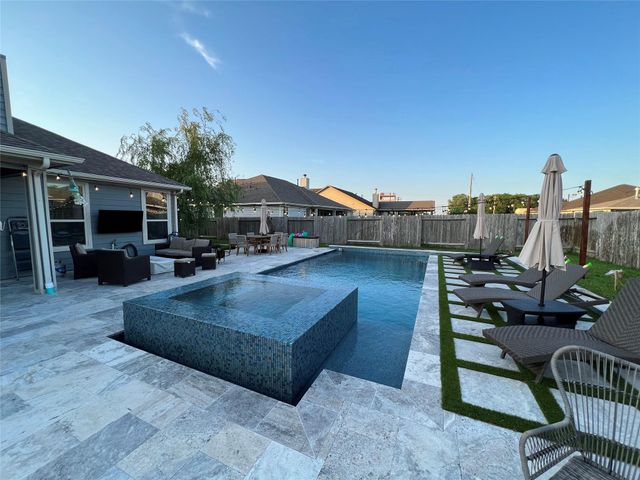 117 7th Street, League City, TX 77573