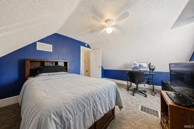 2200 W Virginia Street, Evansville, IN 47712