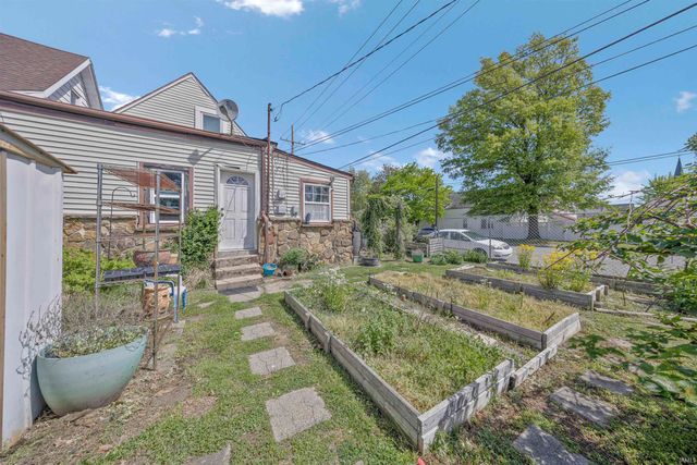 2200 W Virginia Street, Evansville, IN 47712