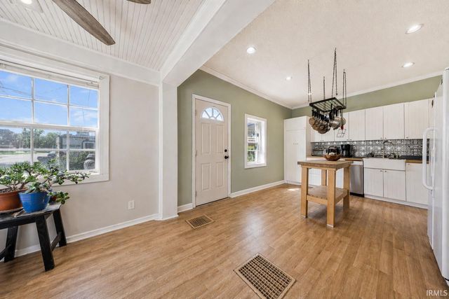 2200 W Virginia Street, Evansville, IN 47712