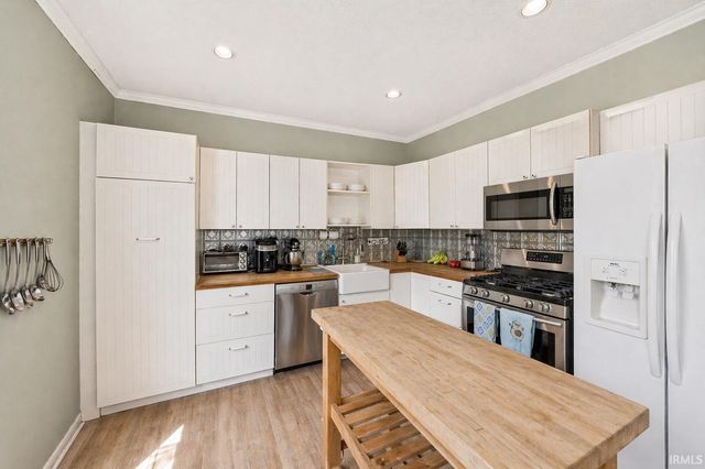 2200 W Virginia Street, Evansville, IN 47712