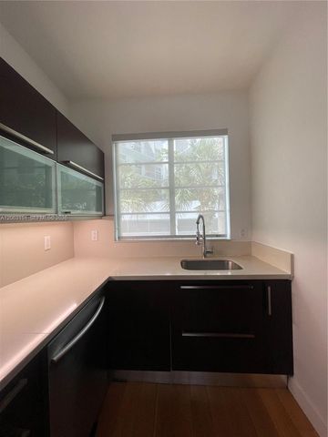 2021 Meridian Ave 12, Miami Beach, FL 33139
