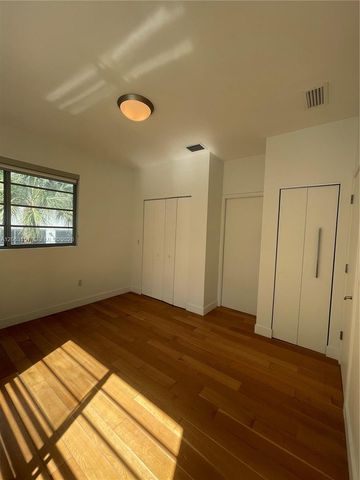 2021 Meridian Ave 12, Miami Beach, FL 33139