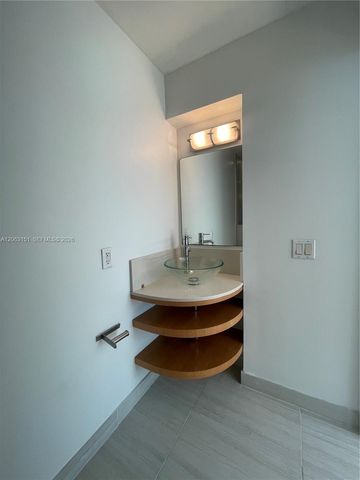 2021 Meridian Ave 12, Miami Beach, FL 33139