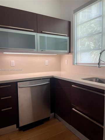2021 Meridian Ave 12, Miami Beach, FL 33139