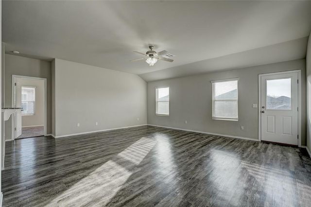 10620 SW 23rd Terrace, Yukon, OK 73099