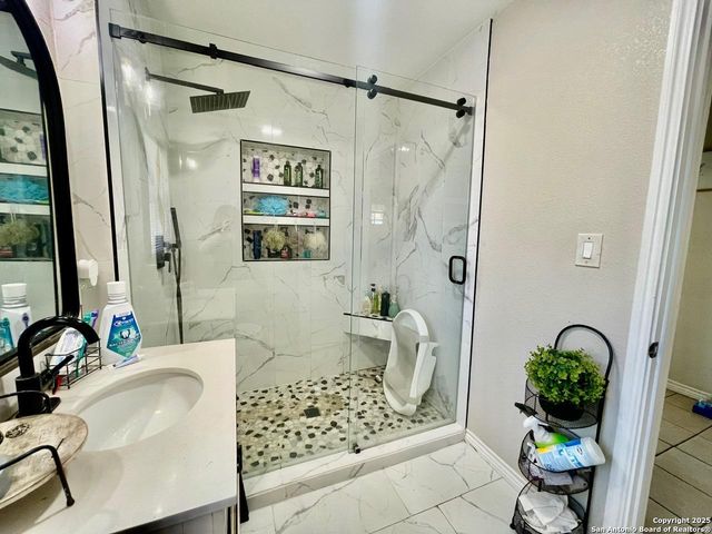 941 Ripford, San Antonio, TX 78225