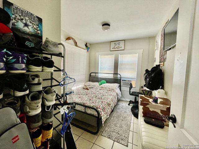 941 Ripford, San Antonio, TX 78225