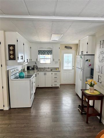 34479 CACTUS DRIVE N, Pinellas Park, FL 33781