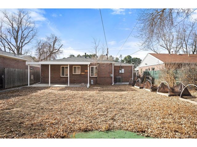 2540 Magnolia St, Denver, CO 80207