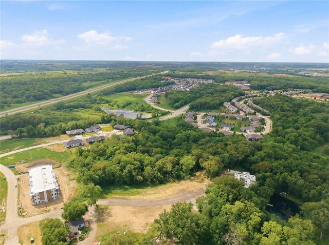 4428 Deer Creek Road 301, Iowa City, IA 52246