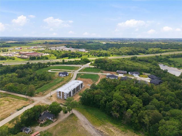 4428 Deer Creek Road 301, Iowa City, IA 52246