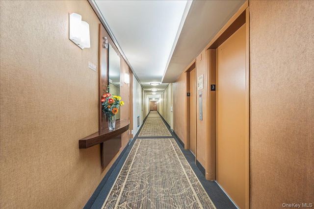 16625 Powells Cove Boulevard 3B, Beechhurst, NY 11357