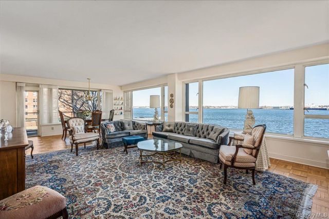 16625 Powells Cove Boulevard 3B, Beechhurst, NY 11357