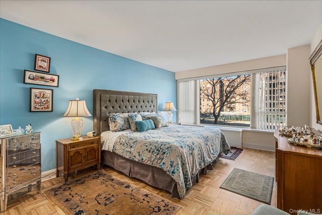 16625 Powells Cove Boulevard 3B, Beechhurst, NY 11357