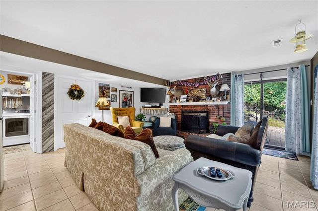 7 Briarpath, Arnold, MO 63010
