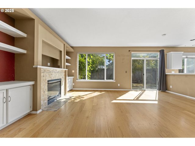 6436 Sw FOUNTAIN GROVE Ter, Beaverton, OR 97078