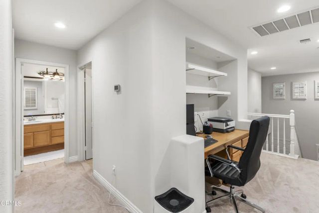 28961 Mirada Circulo, Valencia, CA 91354