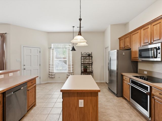 1740 Ivy Lane, Carrollton, TX 75007