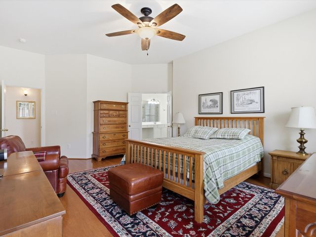 1740 Ivy Lane, Carrollton, TX 75007