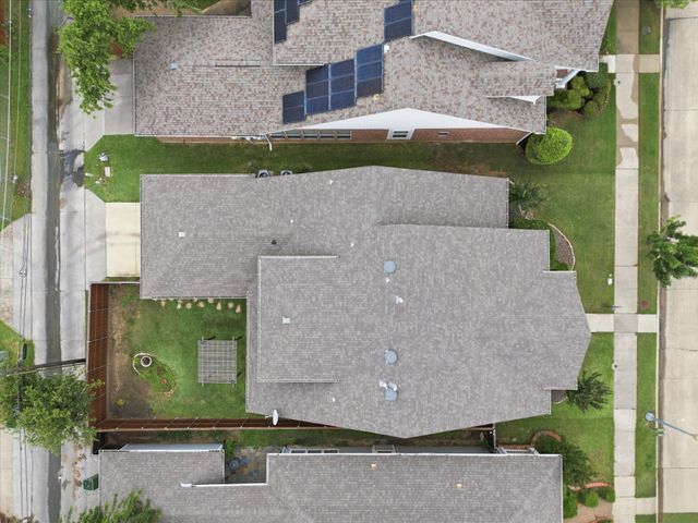 1740 Ivy Lane, Carrollton, TX 75007