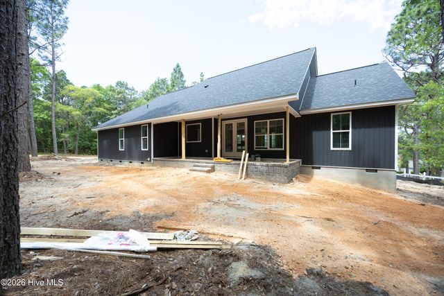 129 Sunset Way, West End, NC 27376