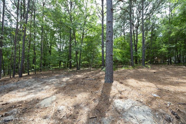 129 Sunset Way, West End, NC 27376