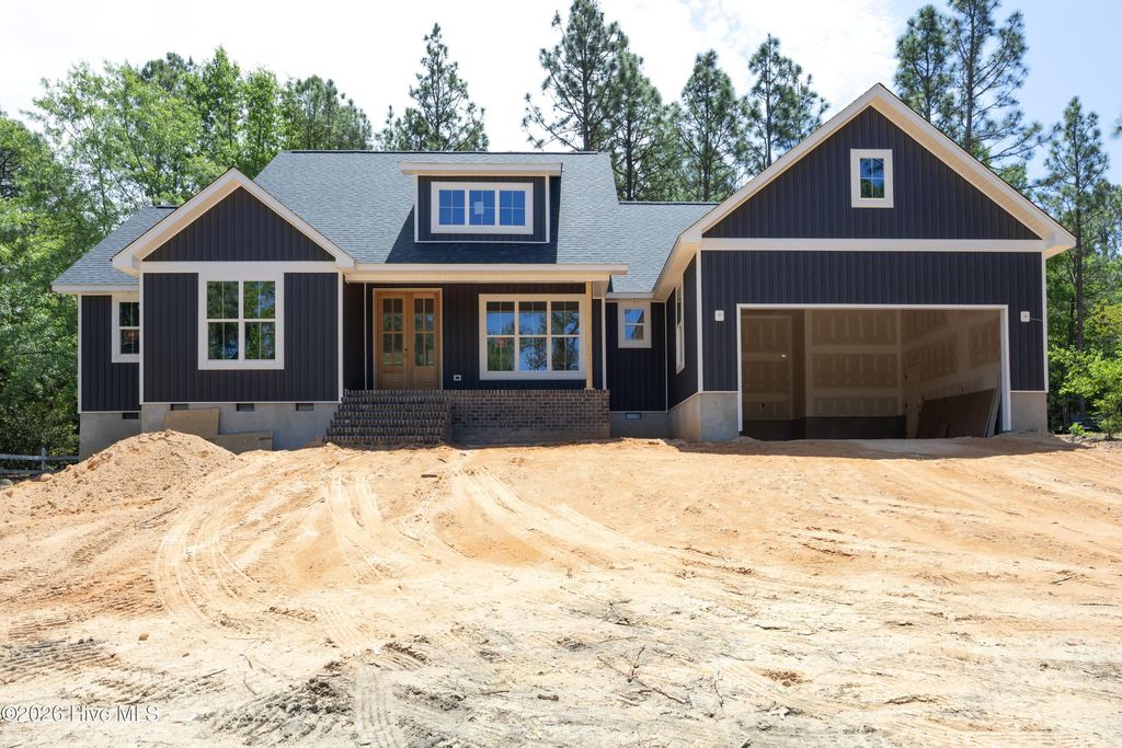 129 Sunset Way, West End, NC 27376