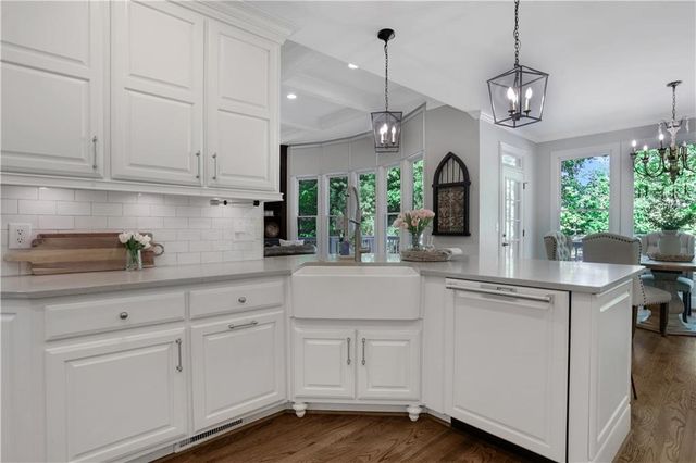 1005 Autumn Close, Milton, GA 30004