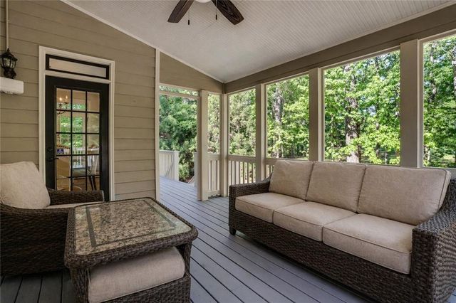 1005 Autumn Close, Milton, GA 30004