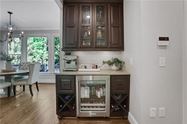 1005 Autumn Close, Milton, GA 30004