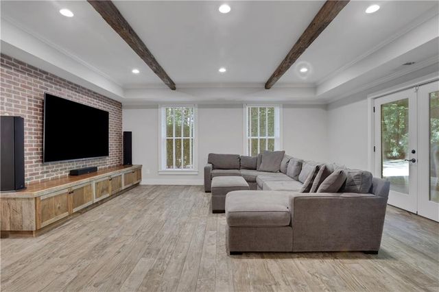 1005 Autumn Close, Milton, GA 30004