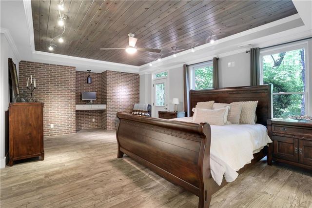 1005 Autumn Close, Milton, GA 30004
