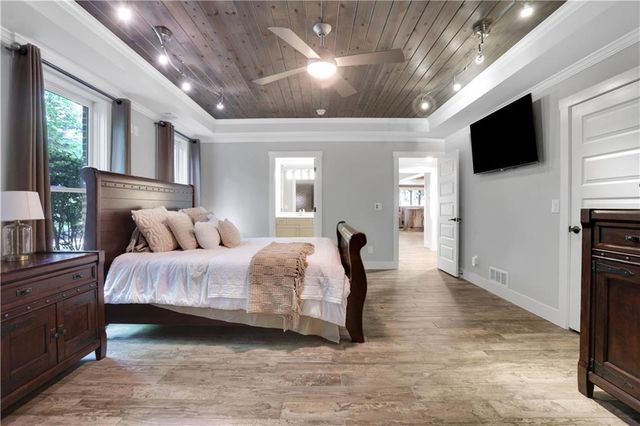 1005 Autumn Close, Milton, GA 30004