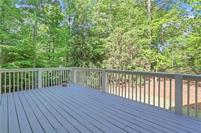 1005 Autumn Close, Milton, GA 30004